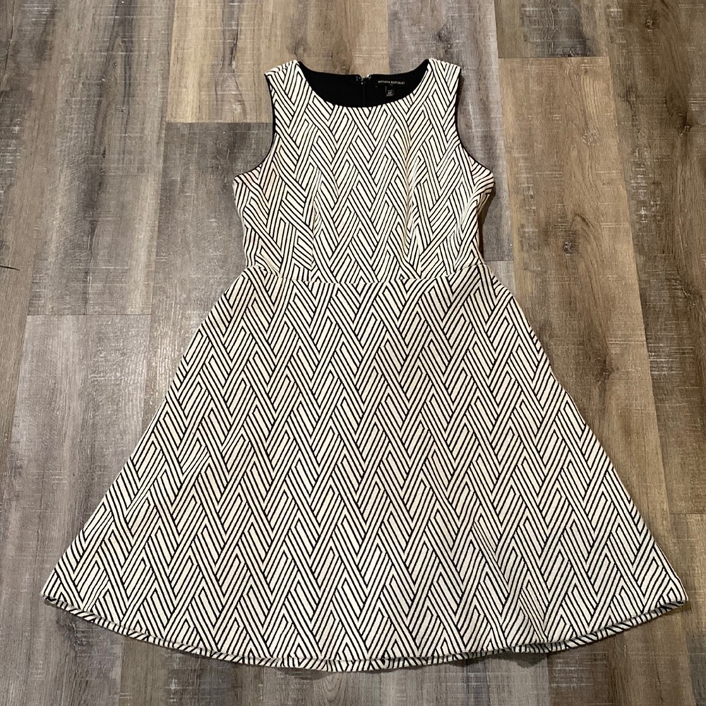 Banana Republic | black and white dress | 6P
